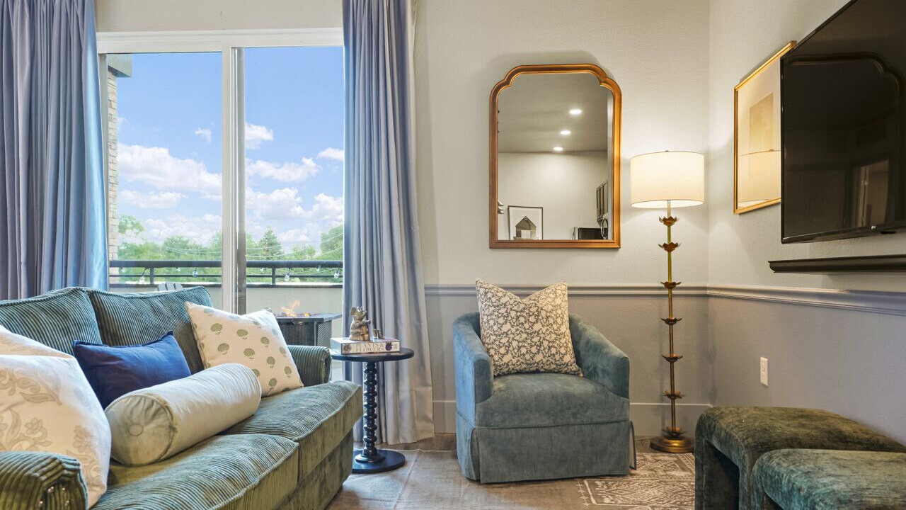 Photo of Livingroom in Golden
