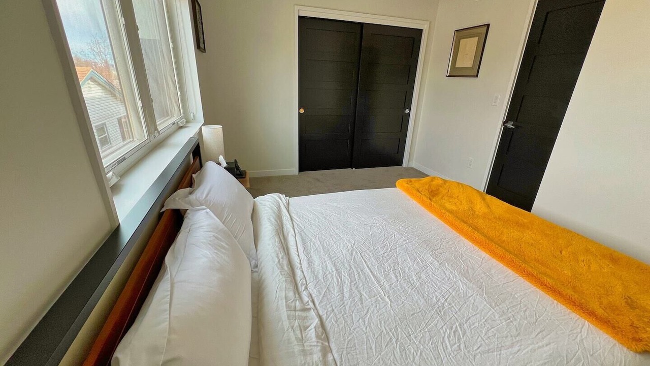 Photo of Bedroom in Villa Park
