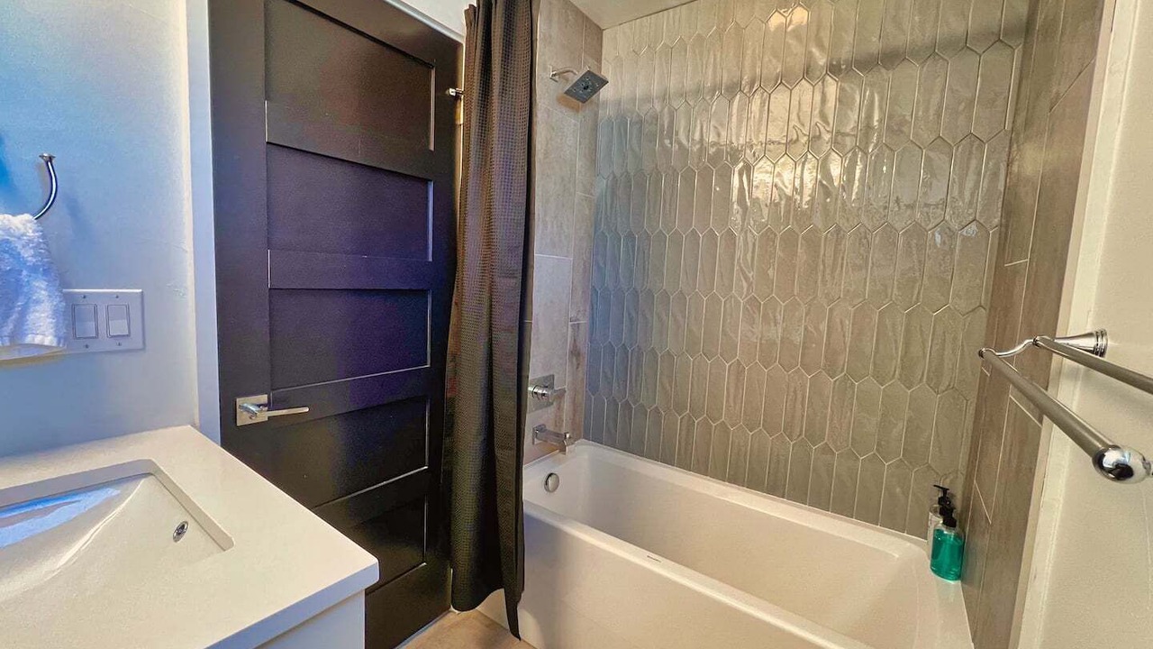 Photo of Bathroom in Villa Park