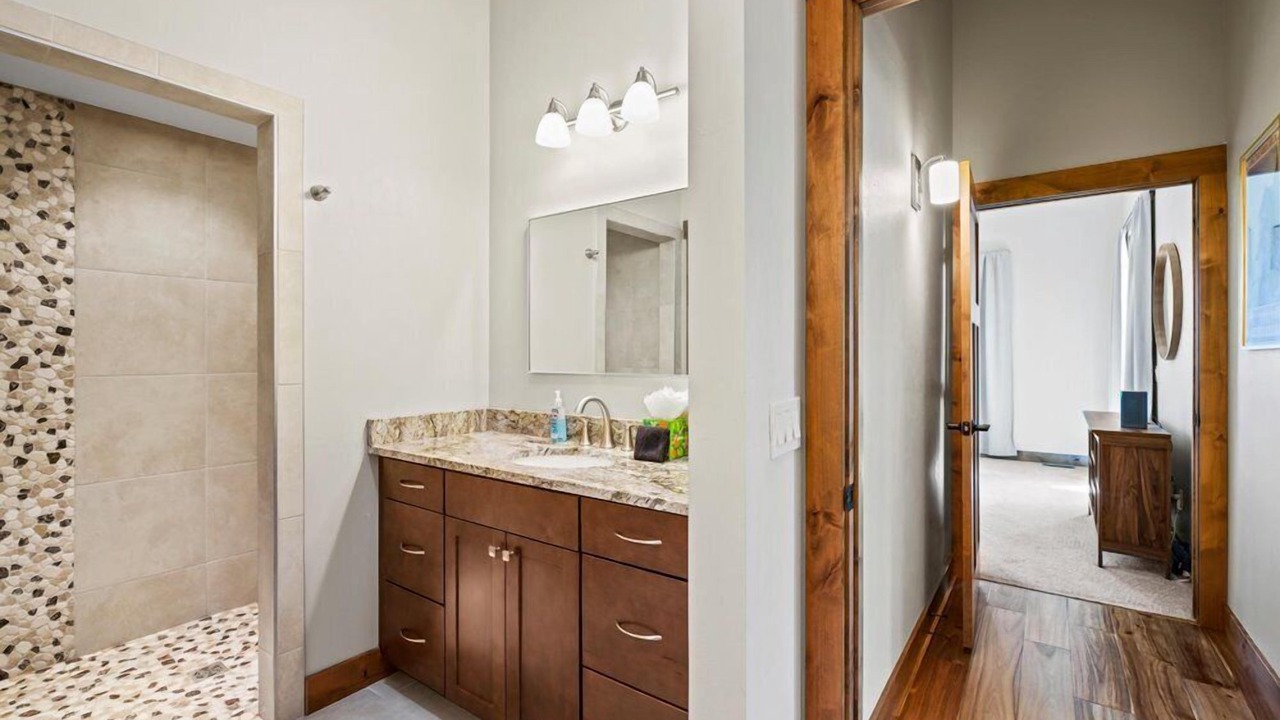 Photo of Bathroom in Loghill Village