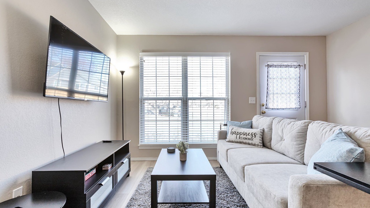 Photo of Livingroom in Lafayette