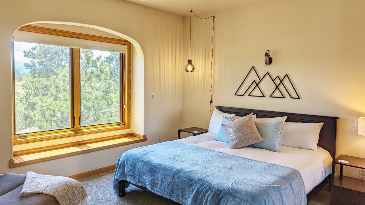 Photo of Bedroom in Colorado Springs