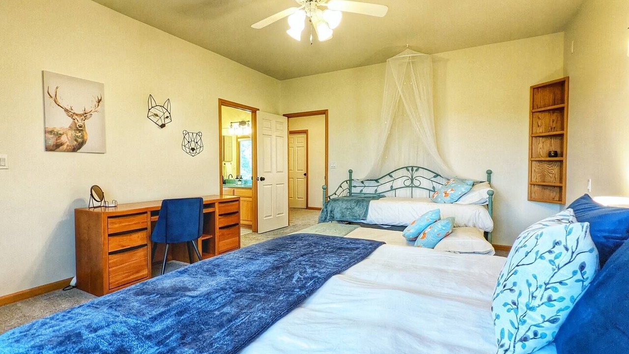 Photo of Bedroom in Colorado Springs