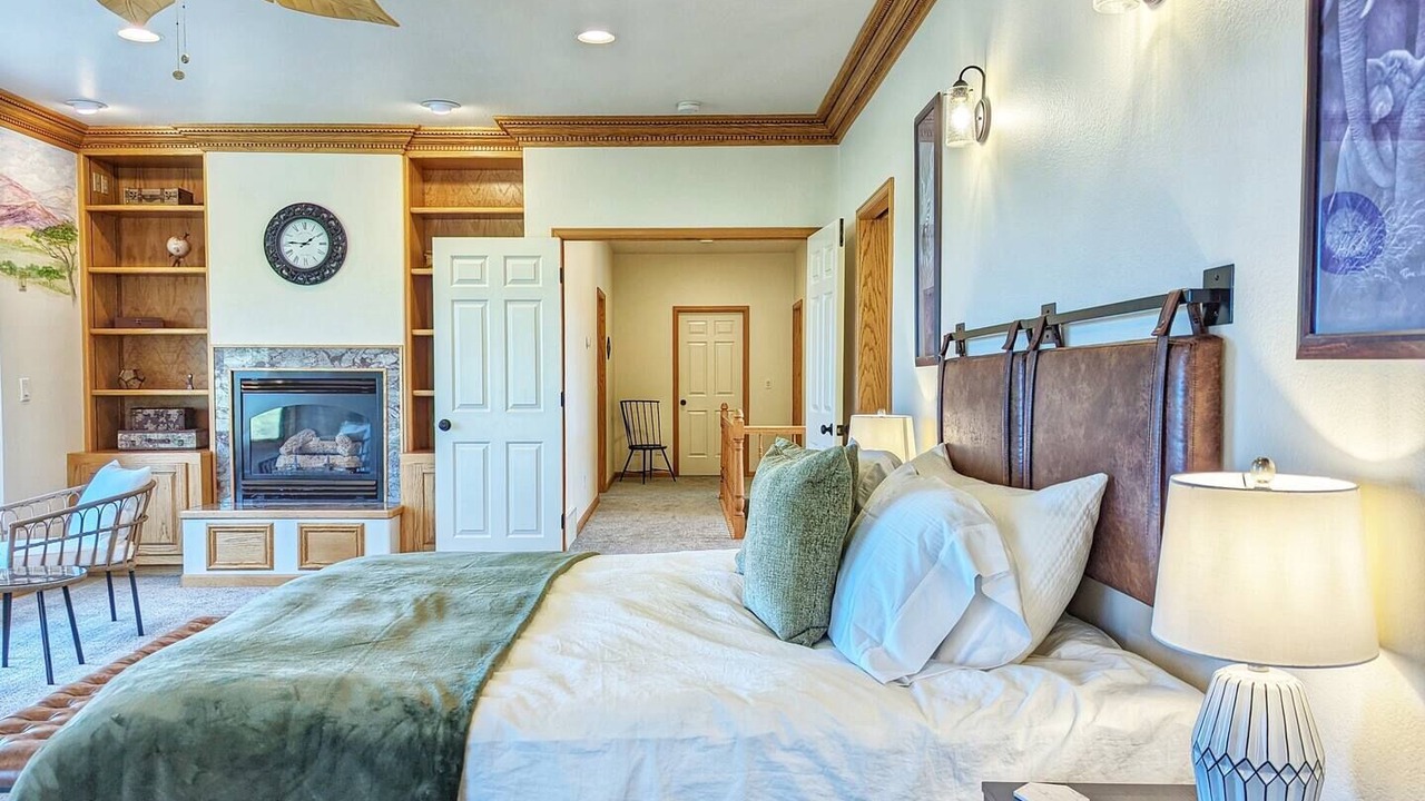 Photo of Bedroom in Colorado Springs