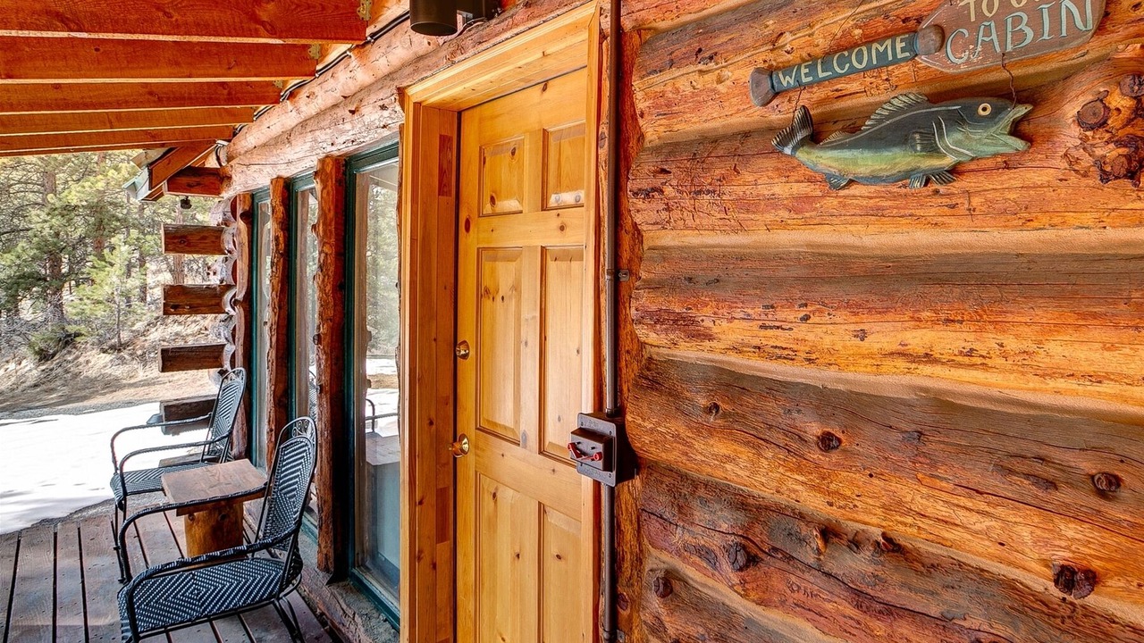Photo of Outdoor in Drake