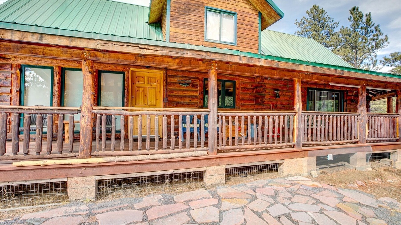 Photo of Outdoor in Drake
