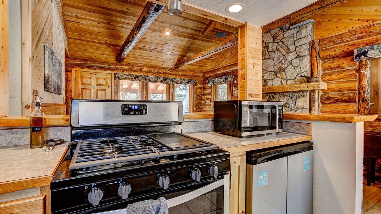 Photo of Kitchen in Drake