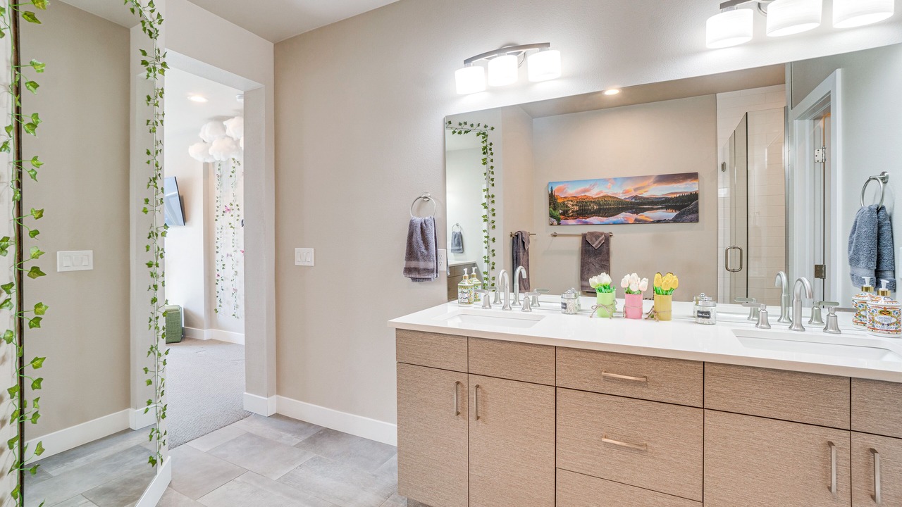 Photo of Bathroom in Bel Aire