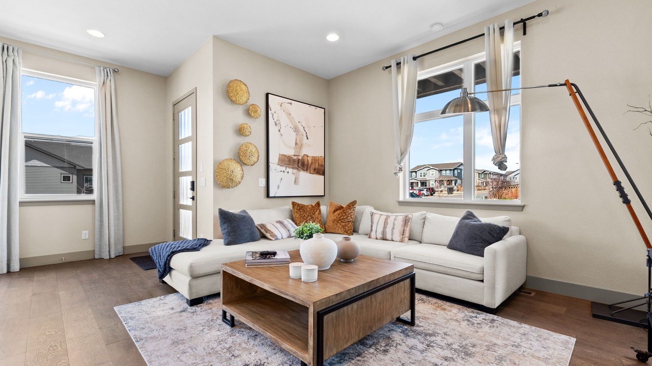 Photo of Livingroom in Aurora