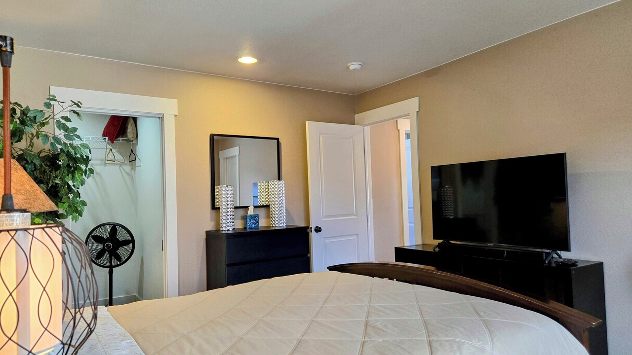 Photo of Bedroom in Golden