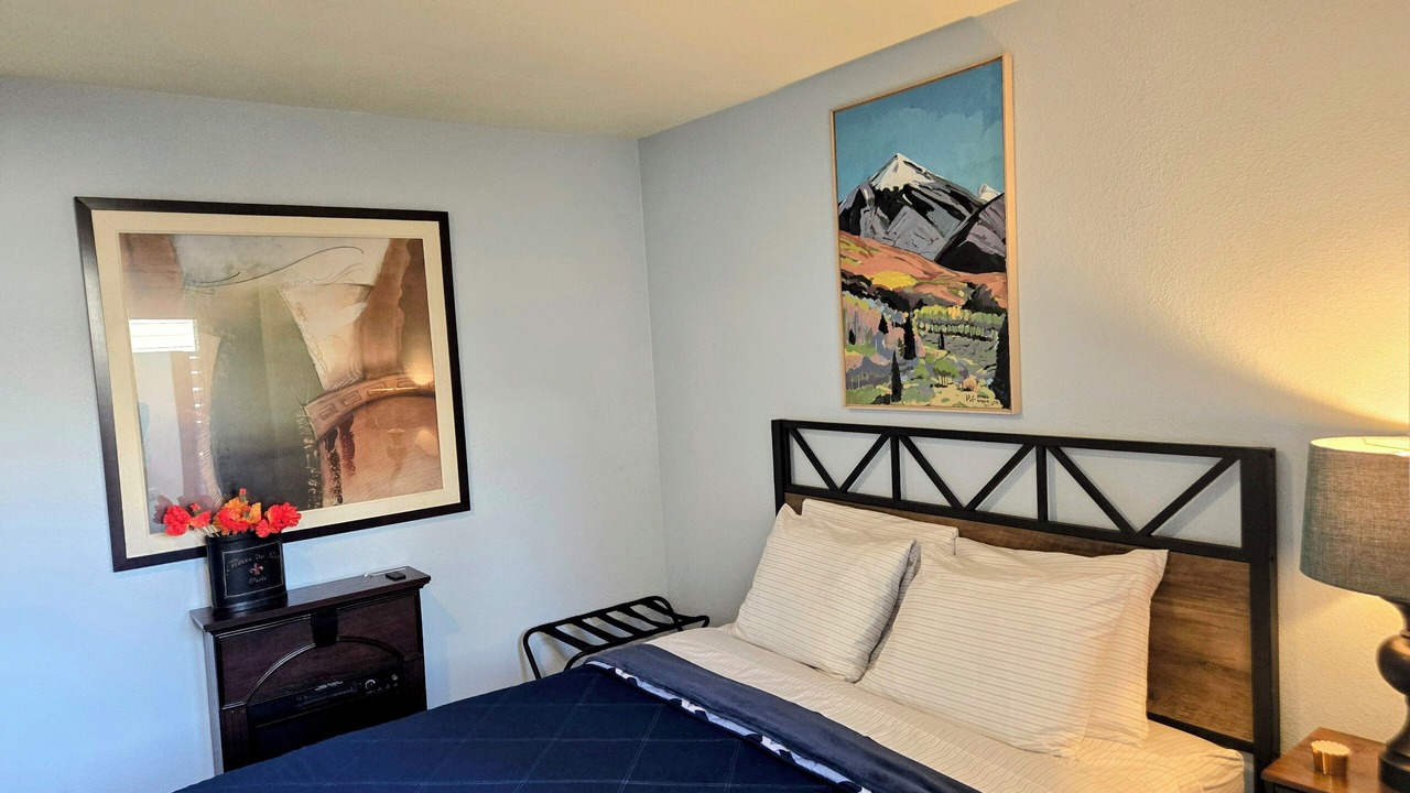 Photo of Bedroom in Golden