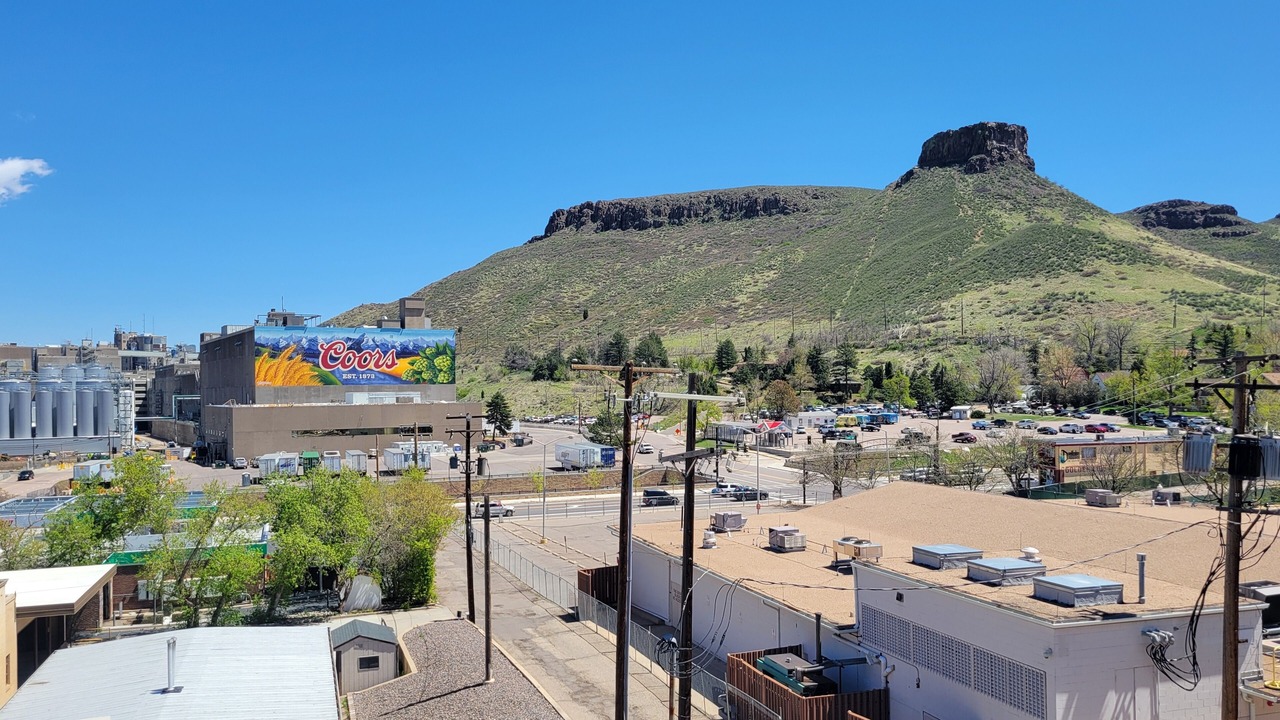 Photo of Outdoor in Golden