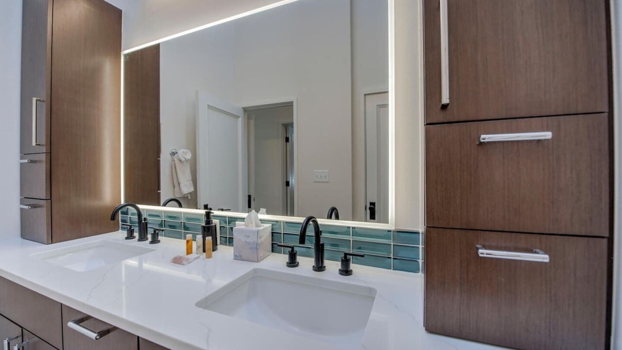 Photo of Bathroom in Warrior's Mark