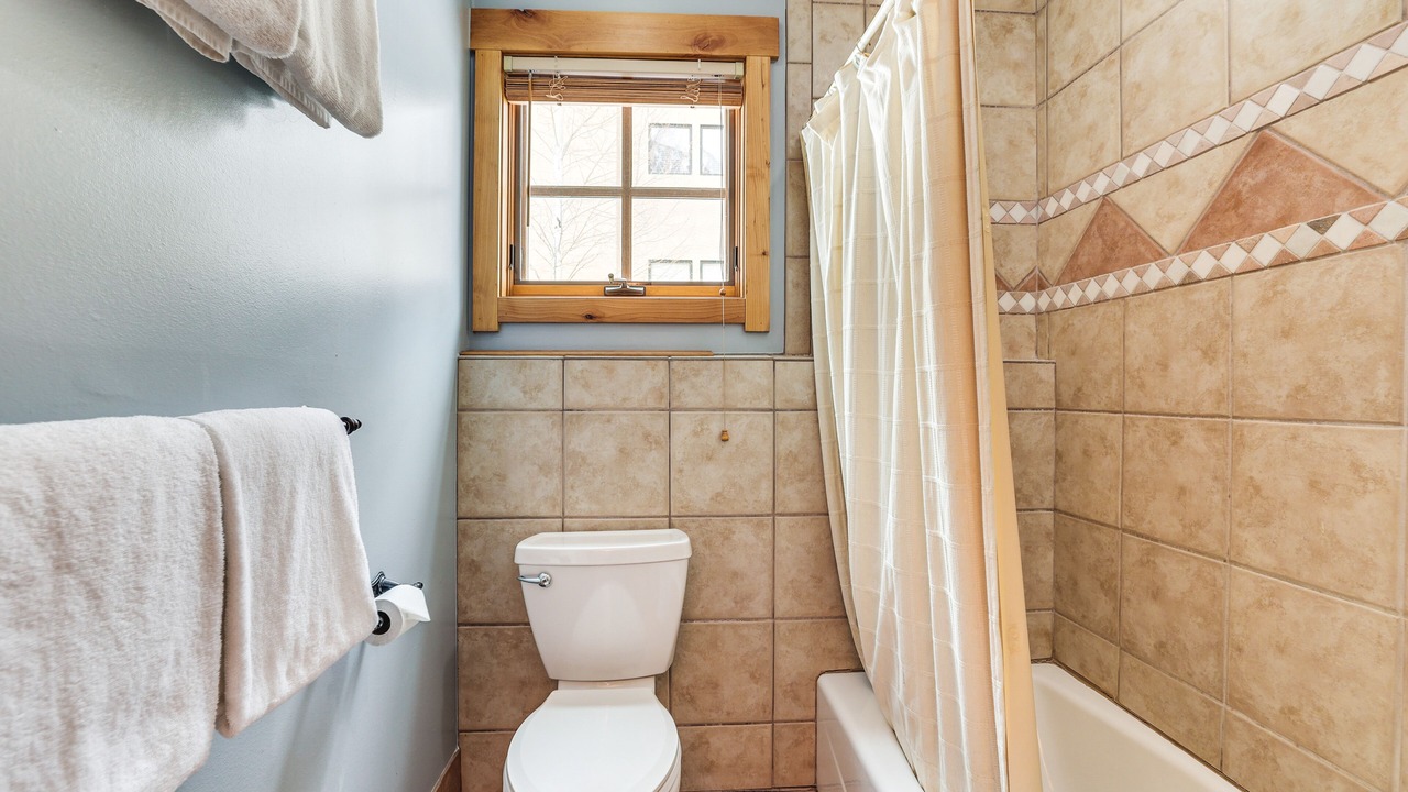Photo of Bathroom in The Reserve