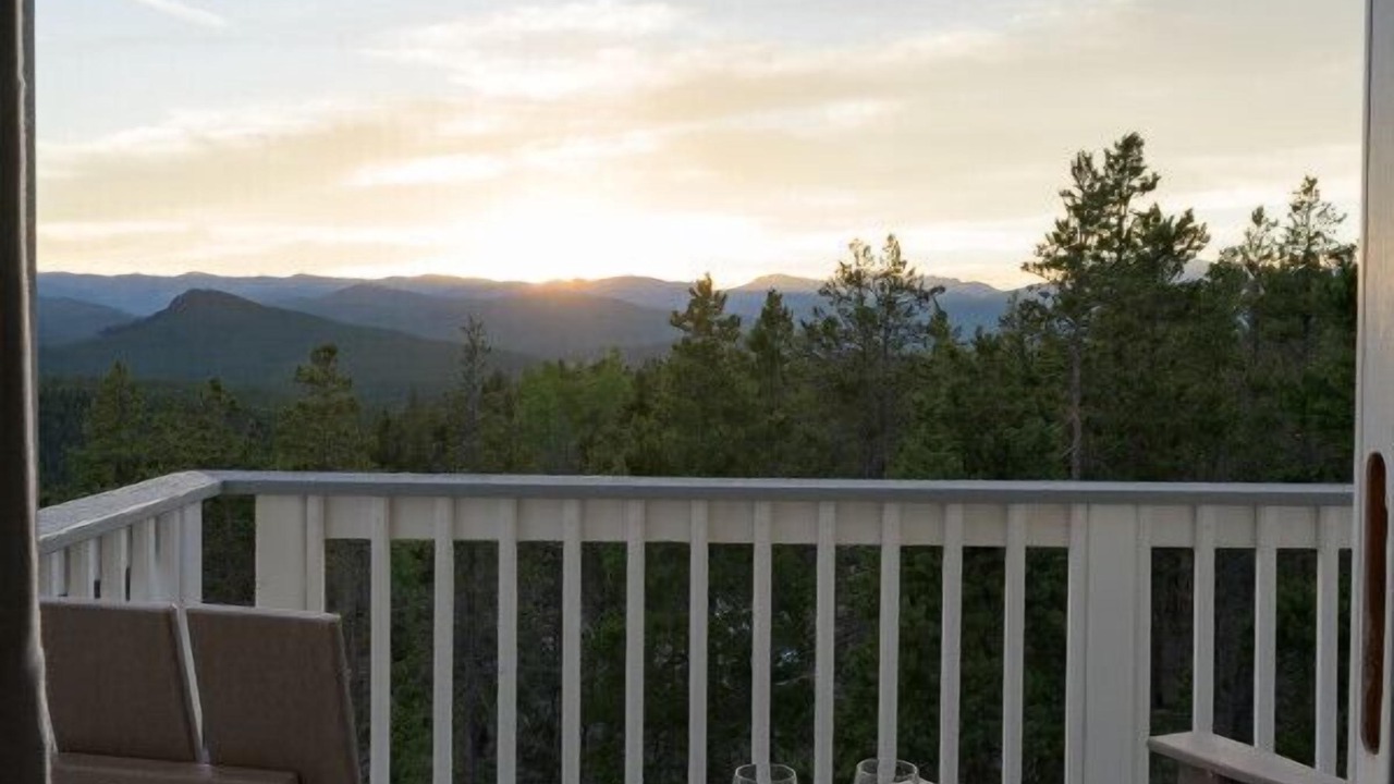 Photo of Outdoor in Black Hawk