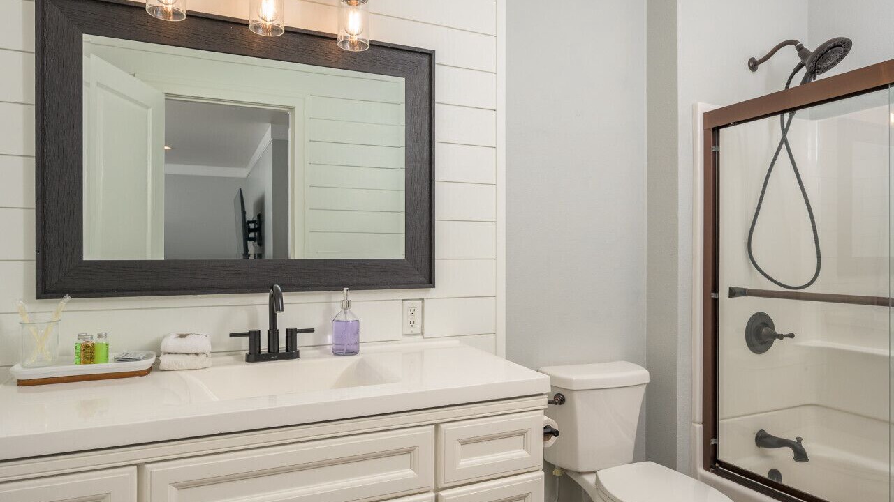 Photo of Bathroom in Black Hawk