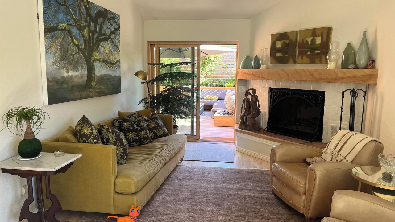 Photo of Bedroom in Glenwood Grove - North Iris
