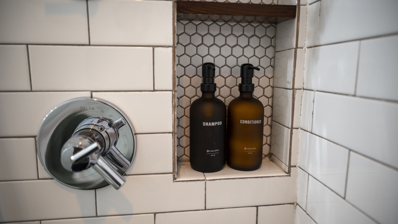 Photo of Bathroom in Barths