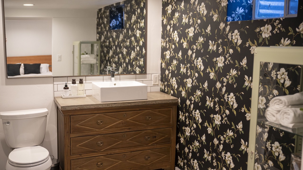 Photo of Bathroom in Barths