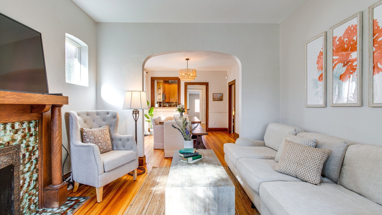 Photo of Livingroom in Washington Park West
