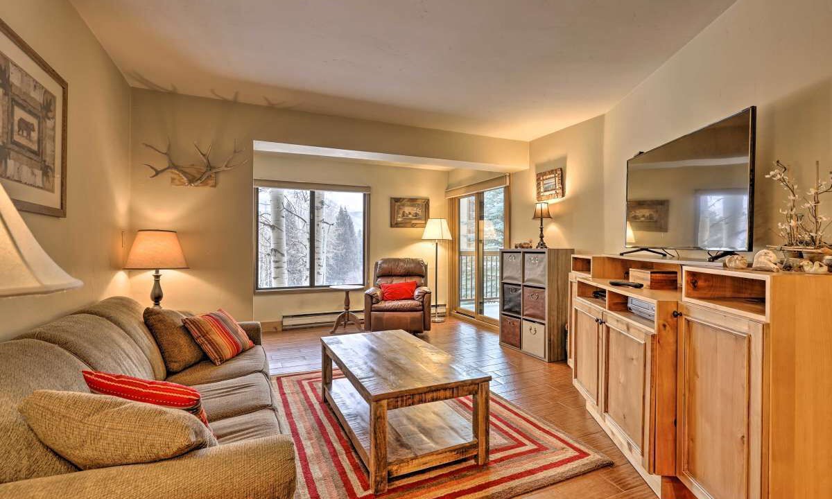 Photo of Livingroom in Vail