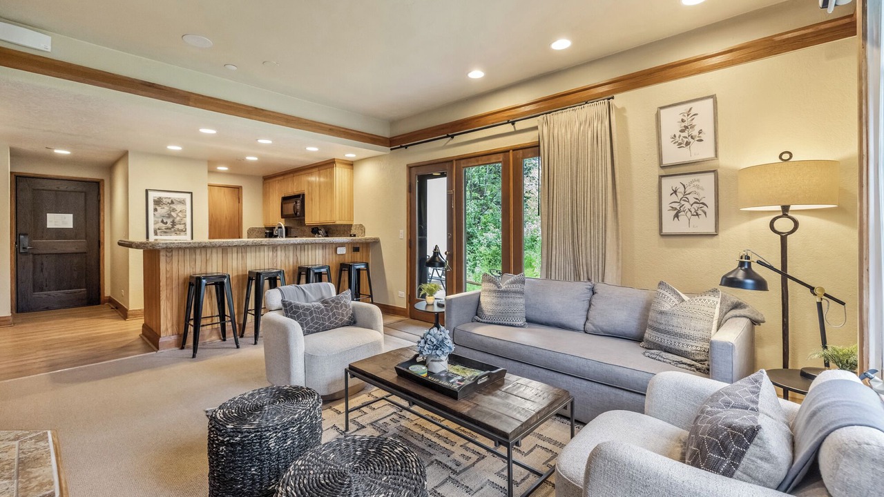 Photo of Livingroom in Beaver Creek