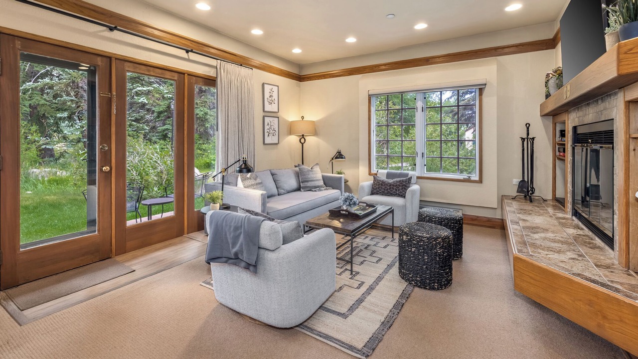 Photo of Livingroom in Beaver Creek
