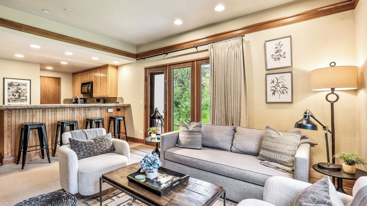Photo of Livingroom in Beaver Creek