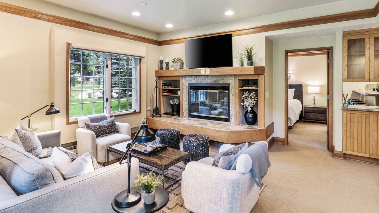 Photo of Livingroom in Beaver Creek
