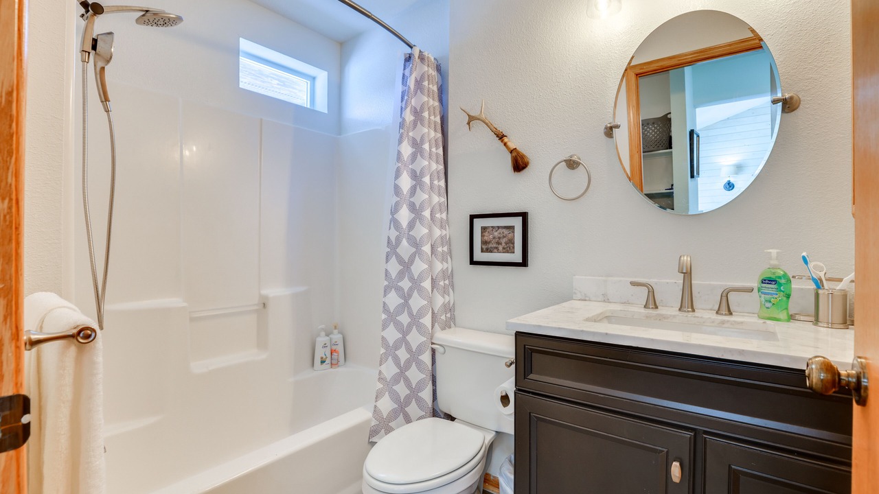 Photo of Bathroom in Fraser