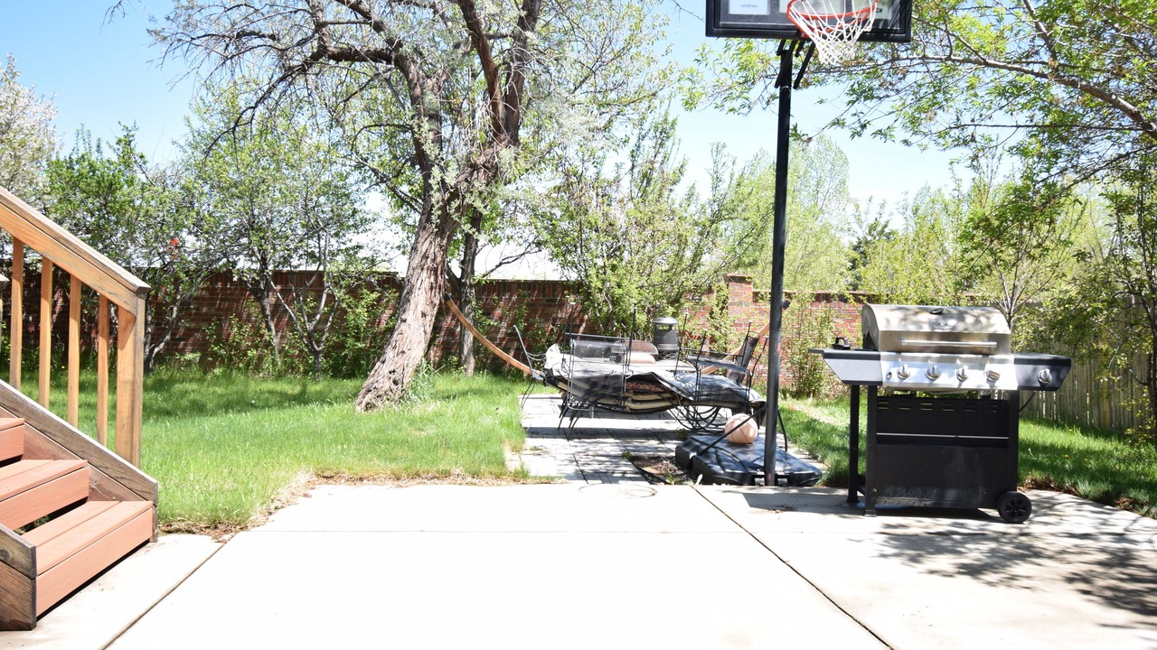 Photo of Outdoor in Englewood