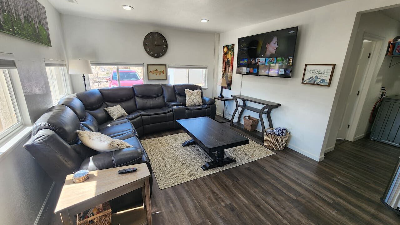 Photo of Livingroom in Canon City