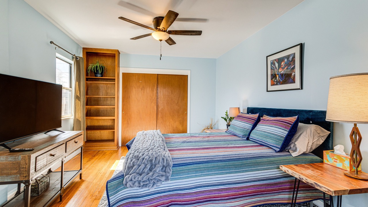 Photo of Bedroom in Delmar Parkway