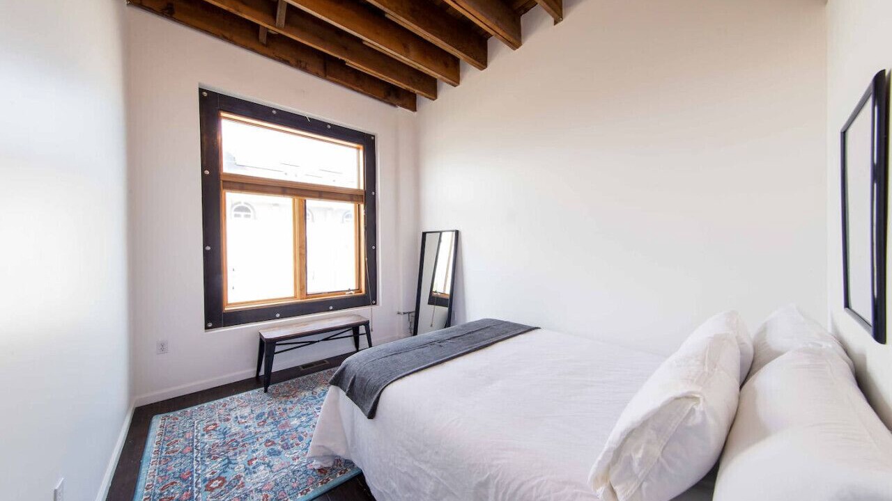 Photo of Bedroom in Five Points
