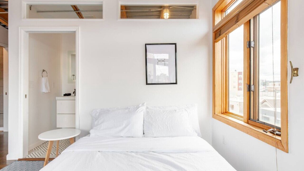 Photo of Bedroom in Five Points