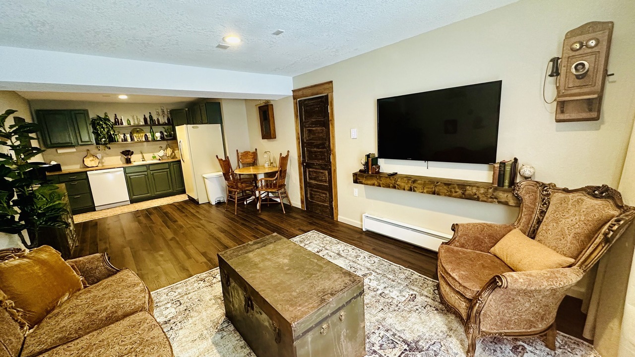 Photo of Livingroom in Woodland Park