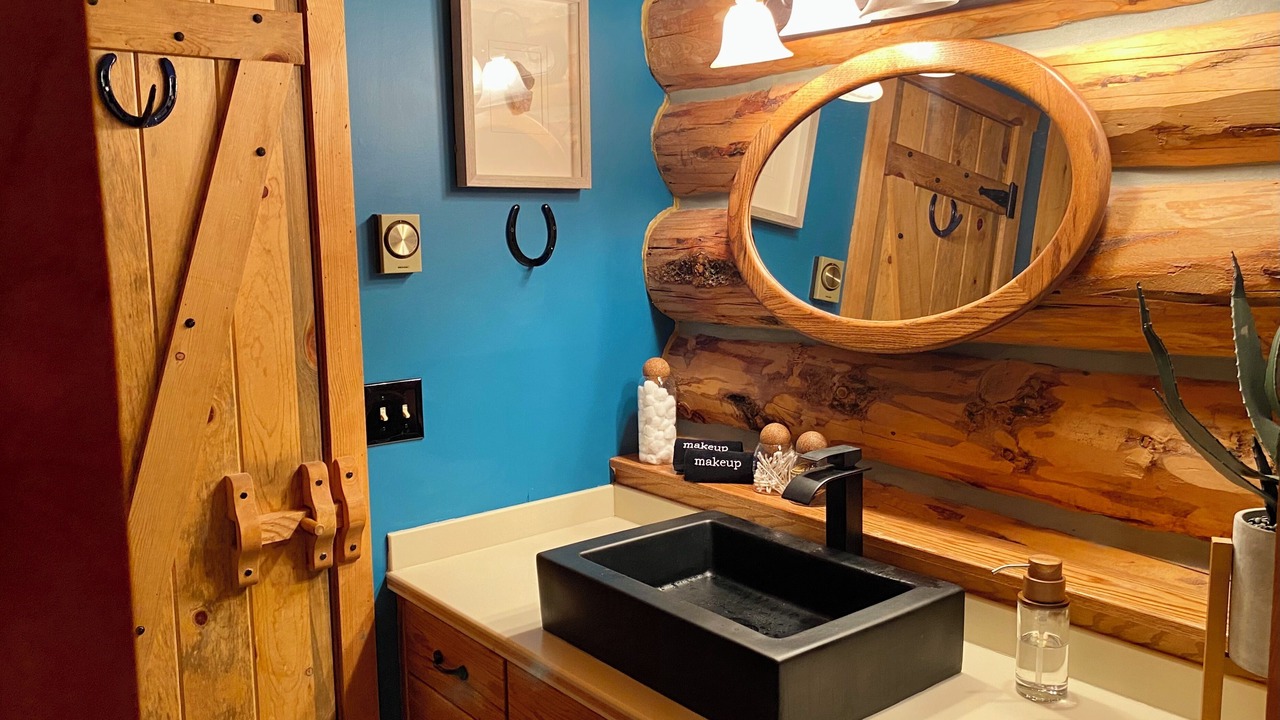 Photo of Bathroom in Cimarron