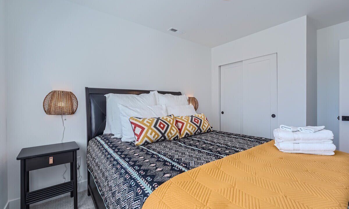 Photo of Bedroom in Applewood West