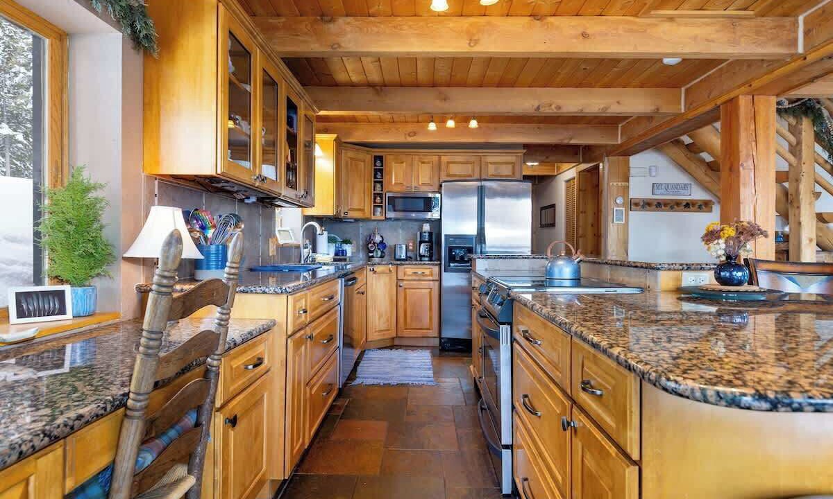 Photo of Kitchen in Quandary Village