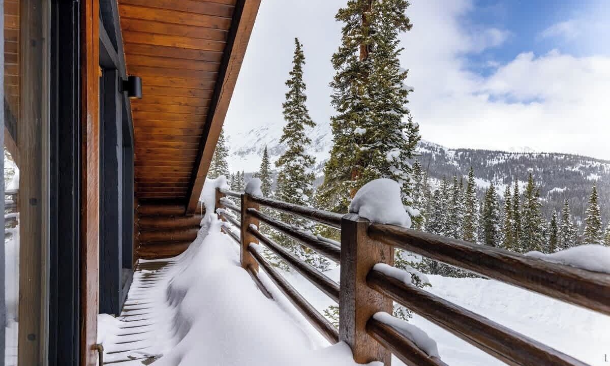 Photo of Outdoor in Quandary Village