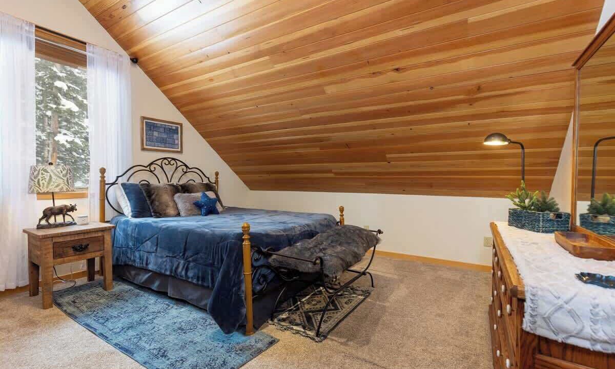 Photo of Bedroom in Quandary Village