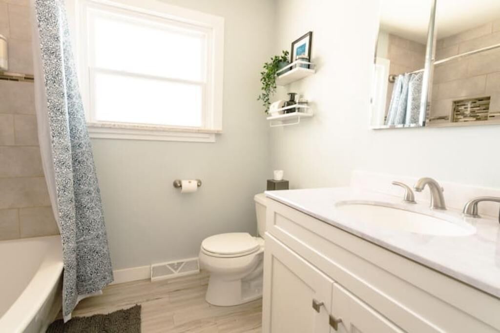 Photo of Bathroom in Englewood