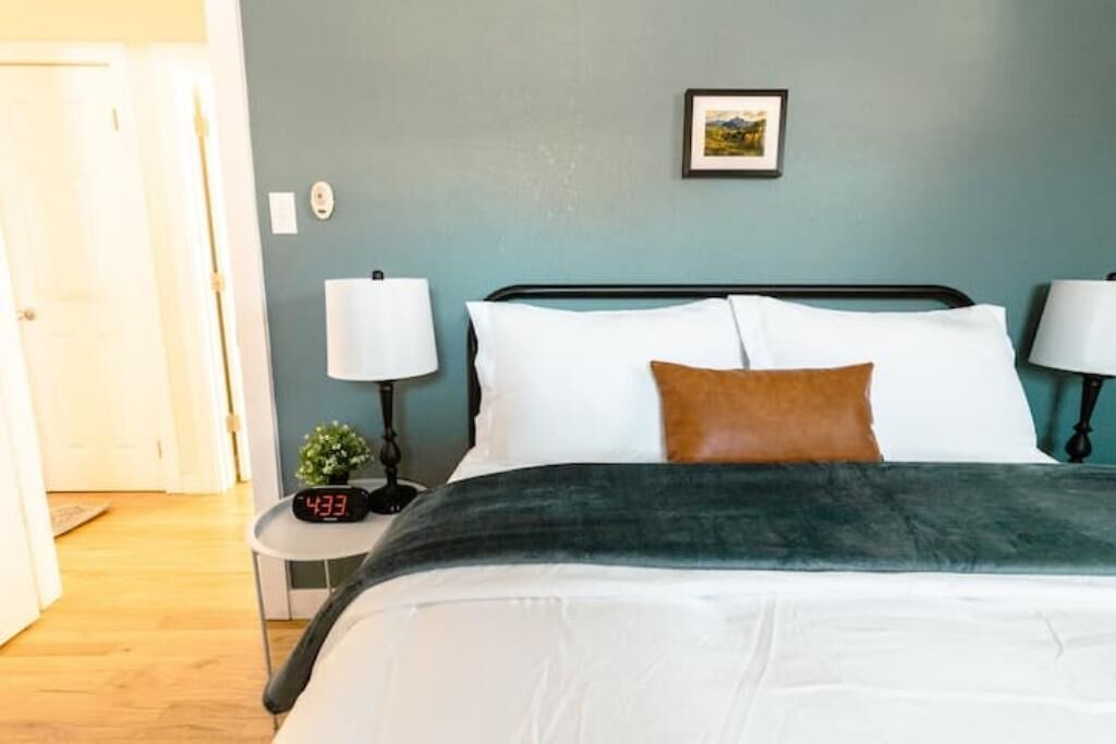 Photo of Bedroom in Englewood
