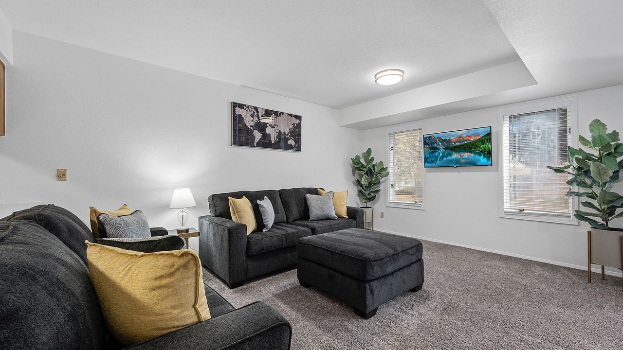 Photo of Livingroom in Englewood