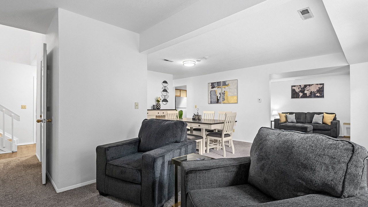 Photo of Livingroom in Englewood