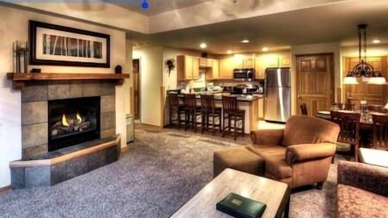 Photo of Livingroom in Four O'Clock