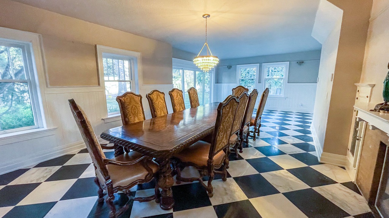 Photo of Bedroom in Broadmoor