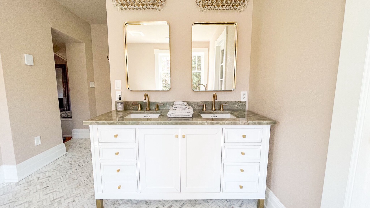Photo of Bathroom in Broadmoor