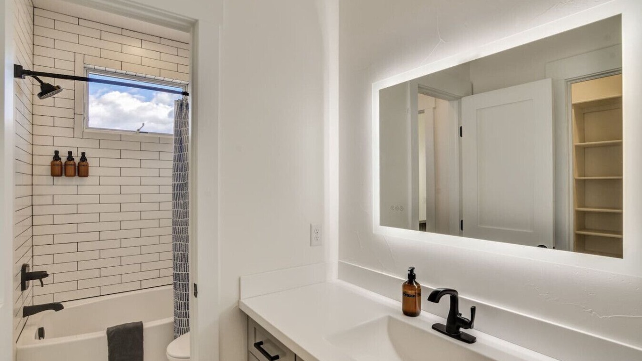Photo of Bathroom in Buena Vista