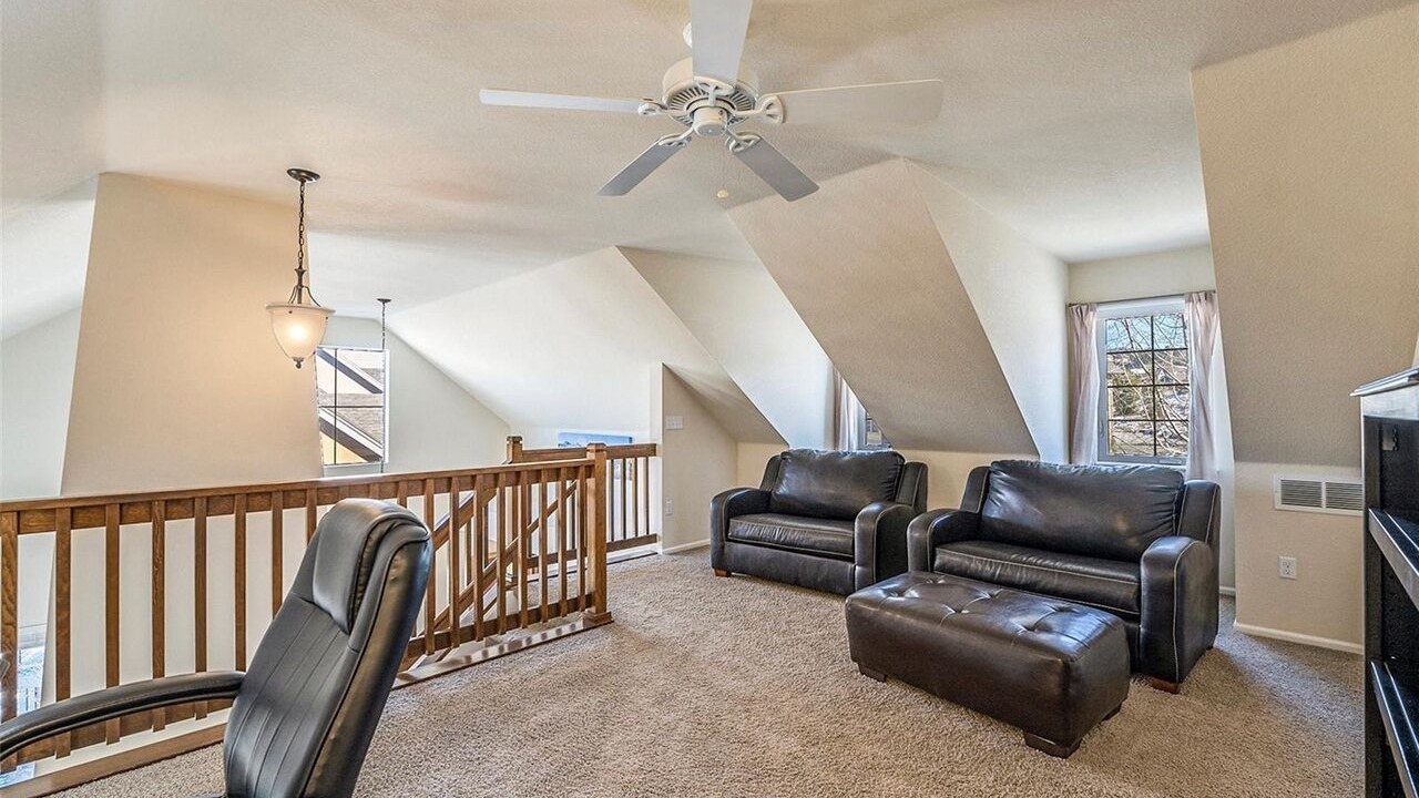 Photo of Livingroom in Silvercreek